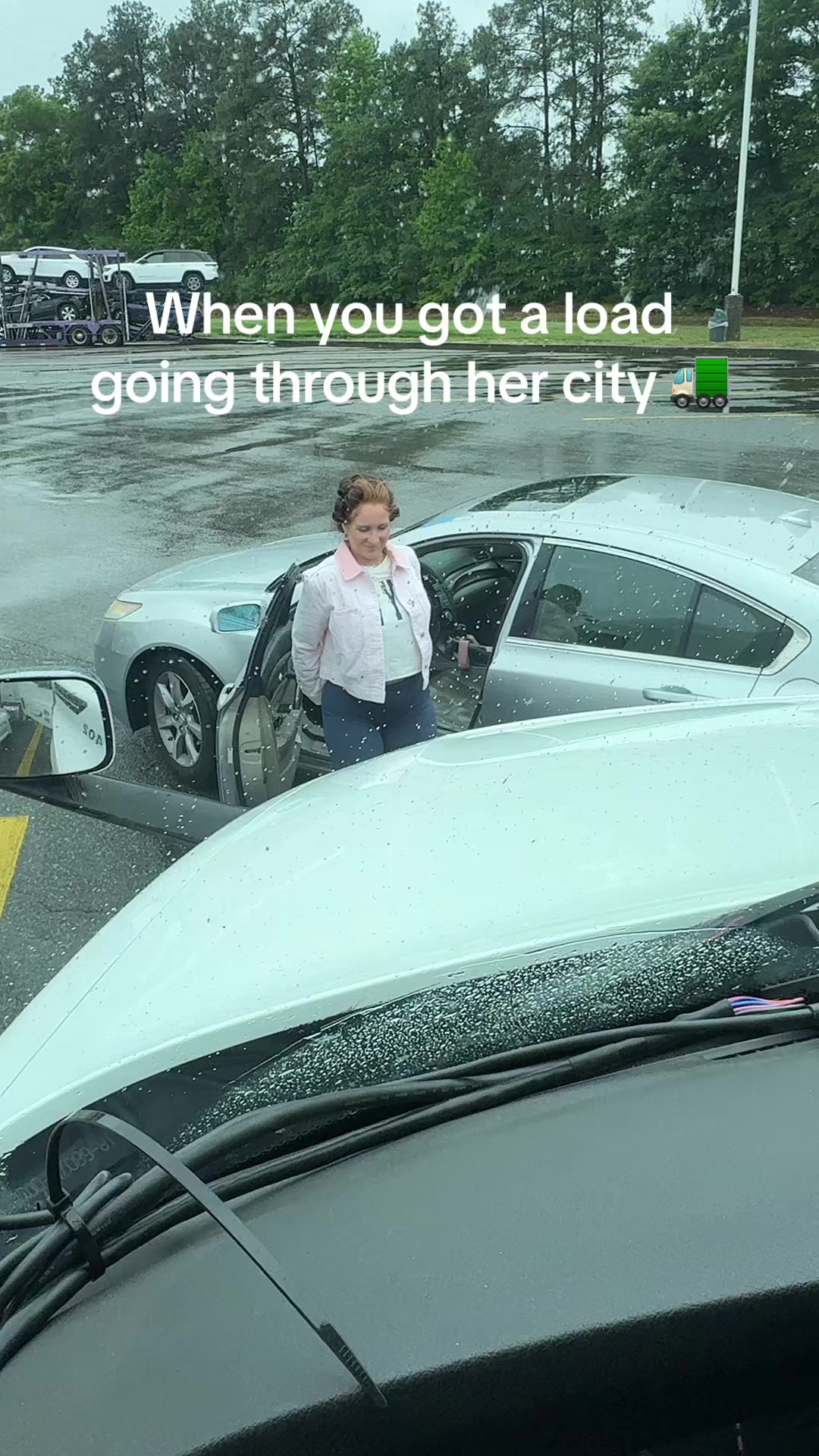 Original upload thumbnail for When you got a load going through her city