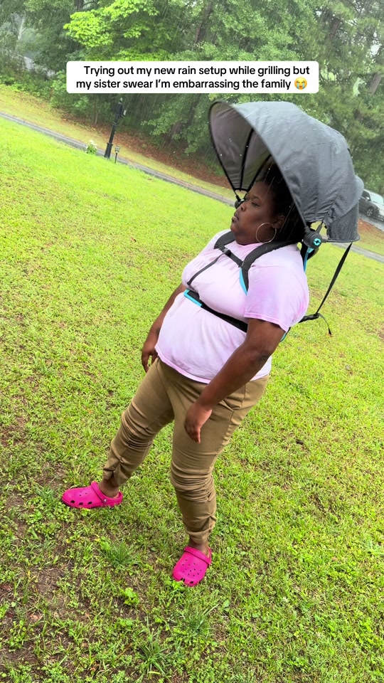 Original upload thumbnail for Trying out my new rain setup while grilling